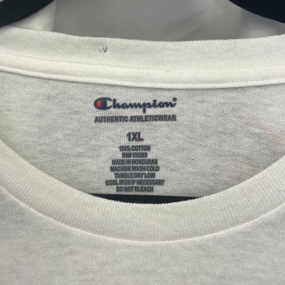 Champion NWT 1XL Big and Tall White Rainbow Pride LGBTQ+ T-Shirt New Shirt - Picture 3 of 4